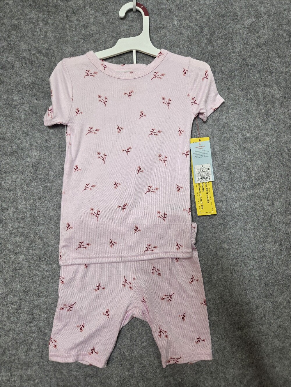 Cat & Jack Girls' Pink Floral Short Sleeve Pajama Set Nwt